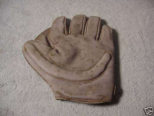 Early 1900's A.J. Reach White Crescent Glove Front